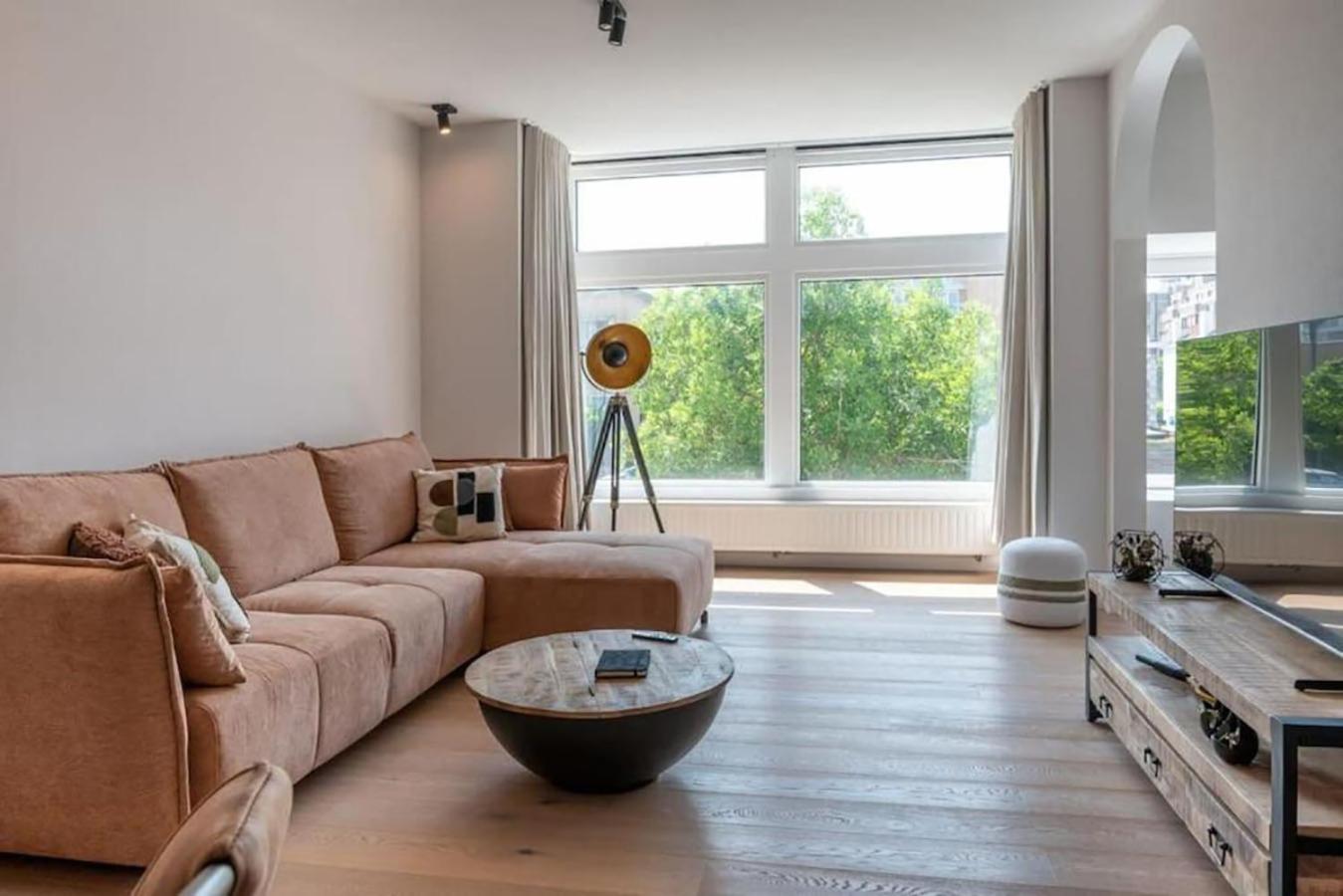 Renovated Art Deco Apartment With Vintage Elements Οστένδη Εξωτερικό φωτογραφία